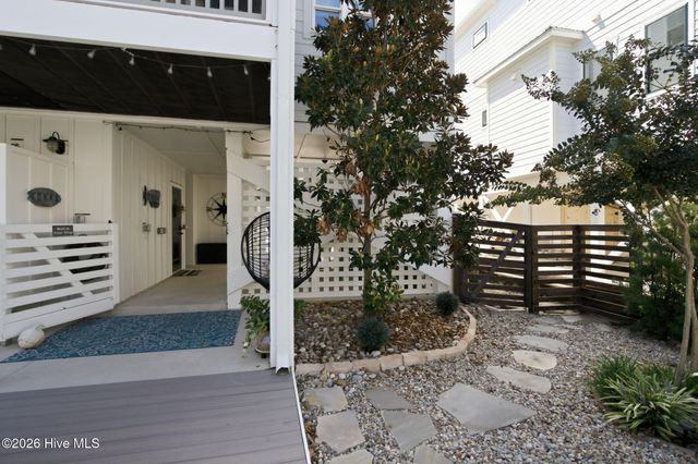 1119 Bonito Lane, Carolina Beach, NC 28428