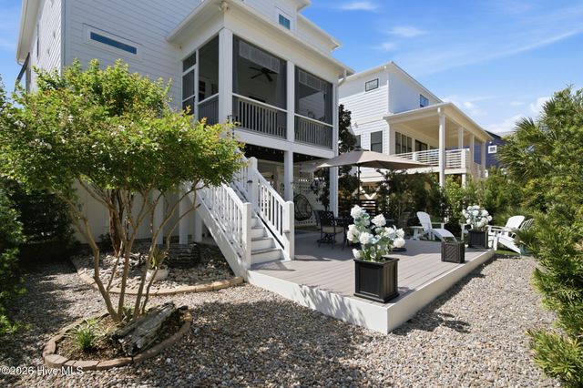 1119 Bonito Lane, Carolina Beach, NC 28428