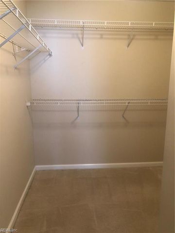 825 Chapin Wood DR, Newport News, VA 23608