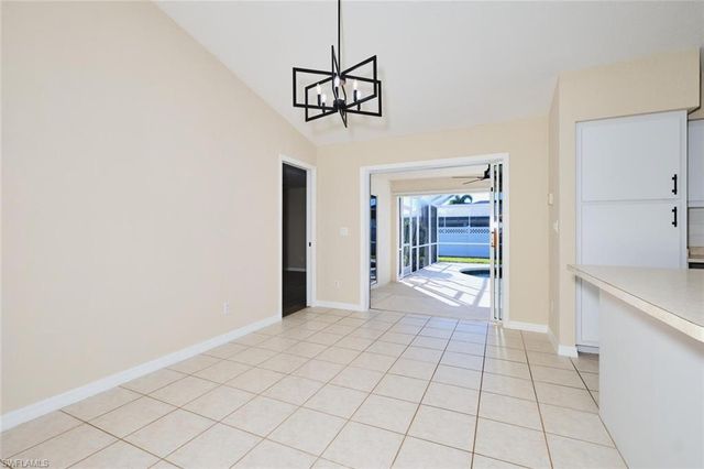 132 SE 19th TER, Cape Coral, FL 33990