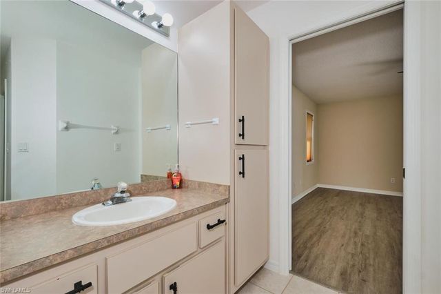 132 SE 19th TER, Cape Coral, FL 33990