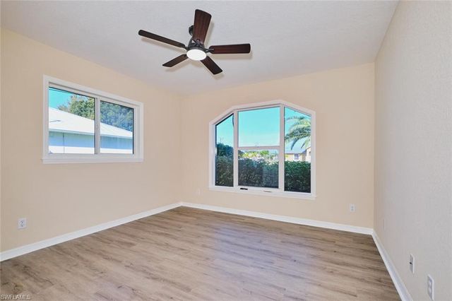 132 SE 19th TER, Cape Coral, FL 33990