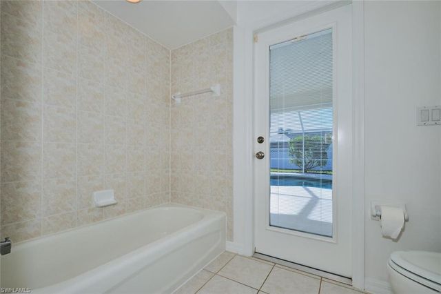 132 SE 19th TER, Cape Coral, FL 33990