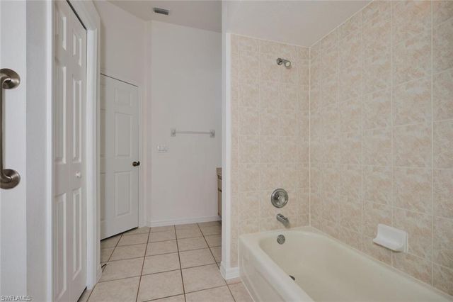 132 SE 19th TER, Cape Coral, FL 33990