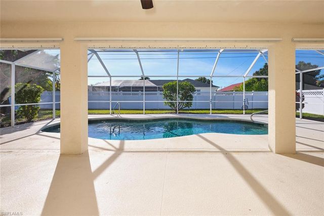 132 SE 19th TER, Cape Coral, FL 33990