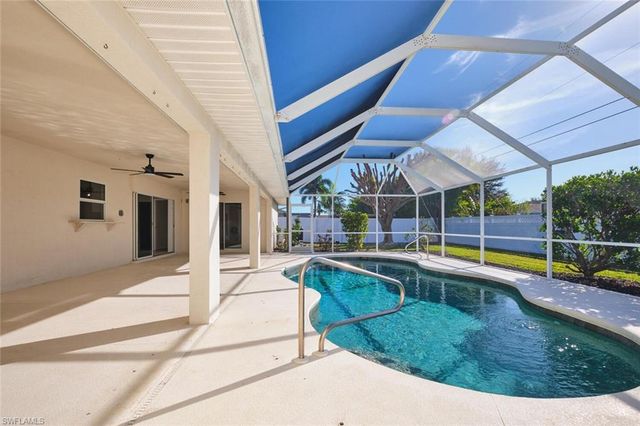 132 SE 19th TER, Cape Coral, FL 33990