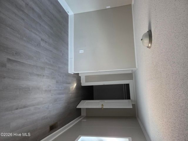 109 E Grainger Avenue, Kinston, NC 28501