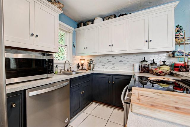 1811 N Youngs Boulevard, Oklahoma City, OK 73107