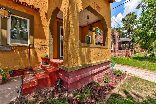 1811 N Youngs Boulevard, Oklahoma City, OK 73107