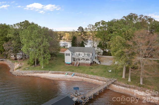 8927 Holdsclaw Road, Terrell, NC 28682