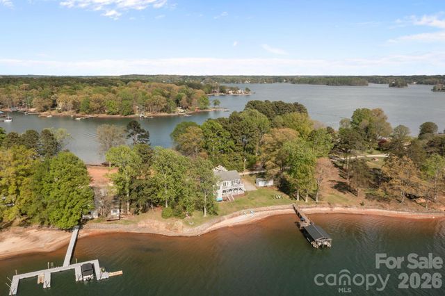 8927 Holdsclaw Road, Terrell, NC 28682