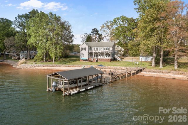 8927 Holdsclaw Road, Terrell, NC 28682