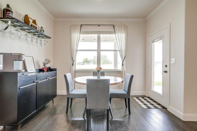 340 Sanger Drive, Springtown, TX 76082