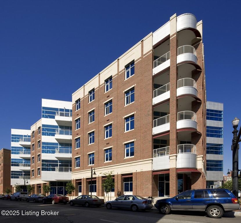 324 E Main St, UNIT 221, Louisville, KY 40202