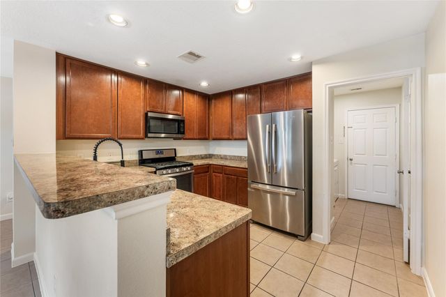 16105 Sweetwater Fields Lane, Tomball, TX 77377