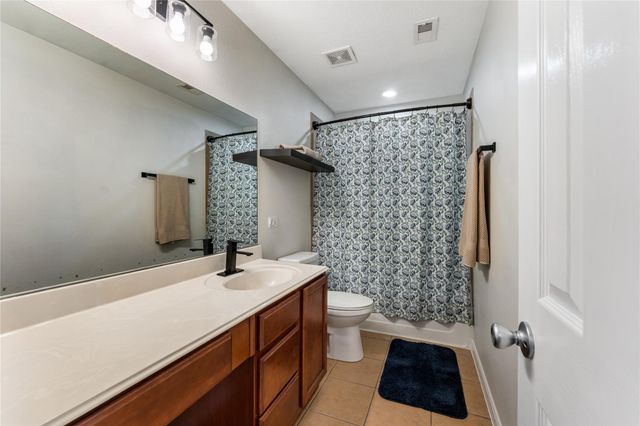 16105 Sweetwater Fields Lane, Tomball, TX 77377