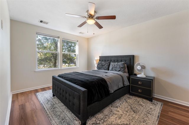 16105 Sweetwater Fields Lane, Tomball, TX 77377