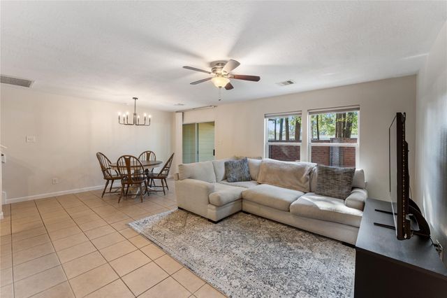 16105 Sweetwater Fields Lane, Tomball, TX 77377