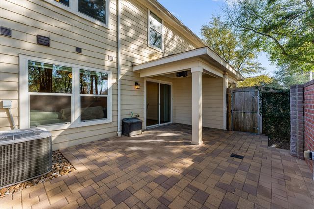 16105 Sweetwater Fields Lane, Tomball, TX 77377