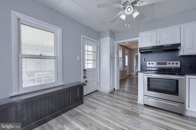 750 LOCUST ST, Columbia, PA 17512