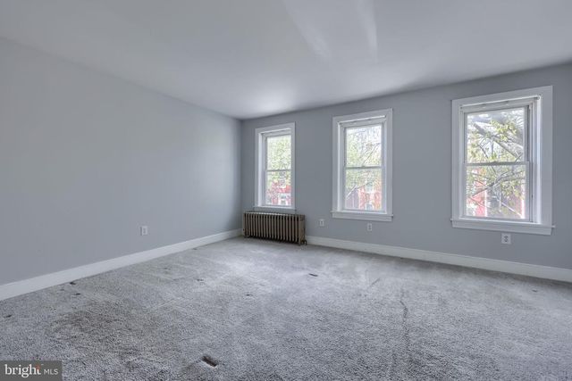 750 LOCUST ST, Columbia, PA 17512