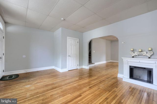 750 LOCUST ST, Columbia, PA 17512