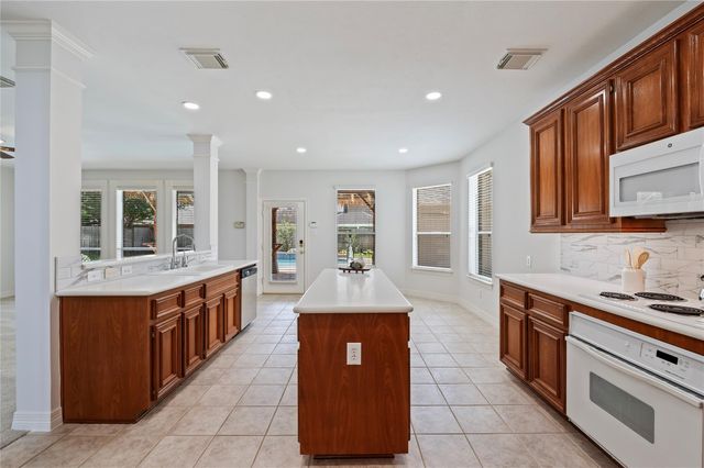 2383 Indigo Harbour Lane, League City, TX 77573