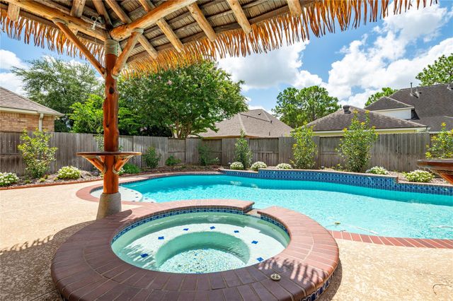 2383 Indigo Harbour Lane, League City, TX 77573