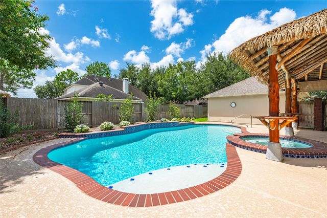 2383 Indigo Harbour Lane, League City, TX 77573
