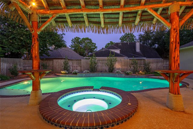 2383 Indigo Harbour Lane, League City, TX 77573