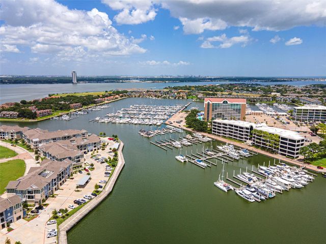 2383 Indigo Harbour Lane, League City, TX 77573