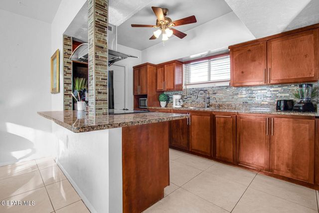 10037 KENWORTHY Street, El Paso, TX 79924