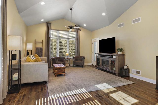 4753 S Cottage LANE, Pleasant Prairie, WI 53158