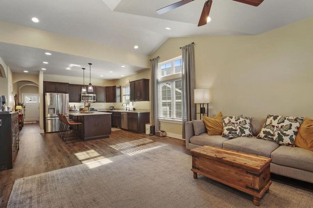 4753 S Cottage LANE, Pleasant Prairie, WI 53158