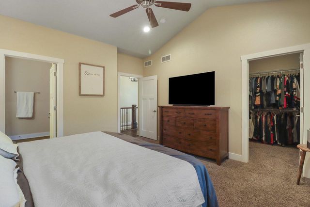 4753 S Cottage LANE, Pleasant Prairie, WI 53158