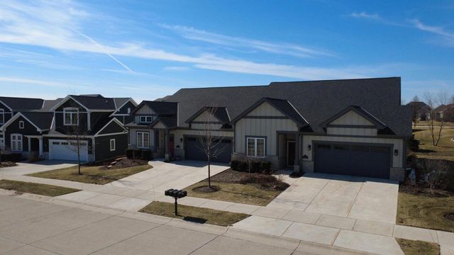 4753 S Cottage LANE, Pleasant Prairie, WI 53158