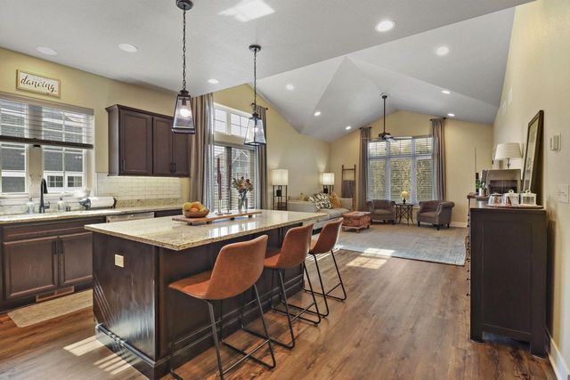 4753 S Cottage LANE, Pleasant Prairie, WI 53158