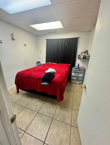 3186 Merriman Street, Port Neches, TX 77651