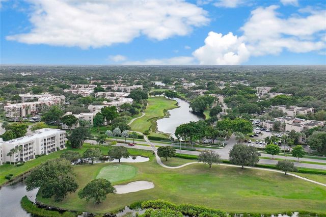 1831 Sabal Palm Dr 404, Davie, FL 33324