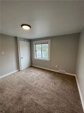 2404 S 18th St 2, South Side, PA 15203