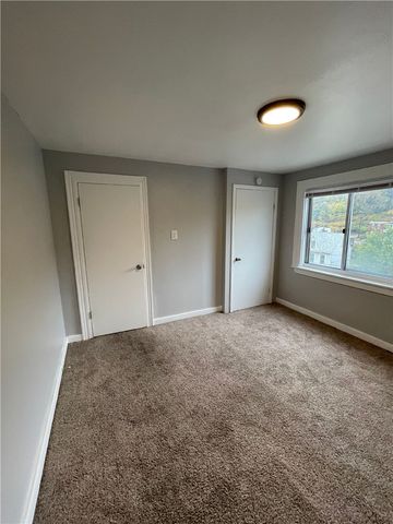 2404 S 18th St 2, South Side, PA 15203