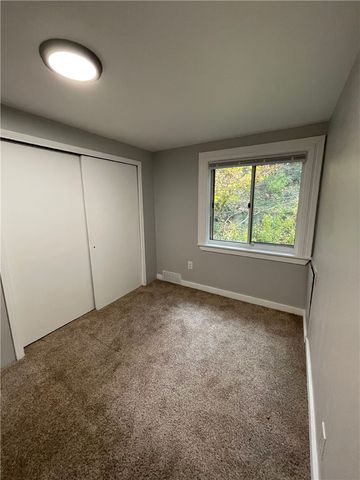 2404 S 18th St 2, South Side, PA 15203