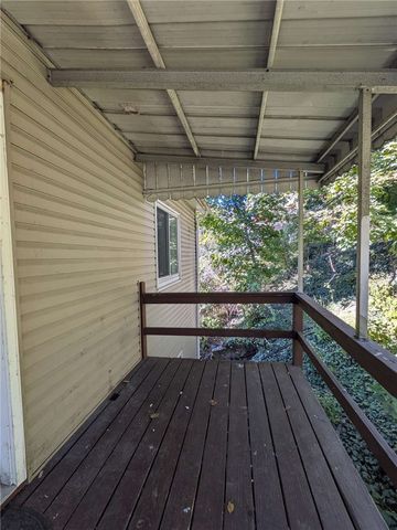 2404 S 18th St 2, South Side, PA 15203