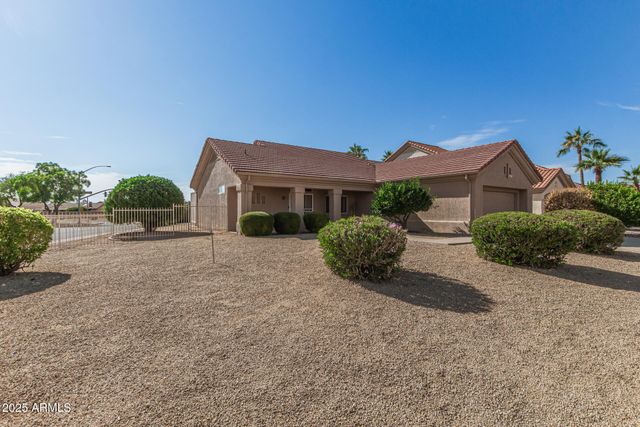 13827 W Territorial Lane, Sun City West, AZ 85375