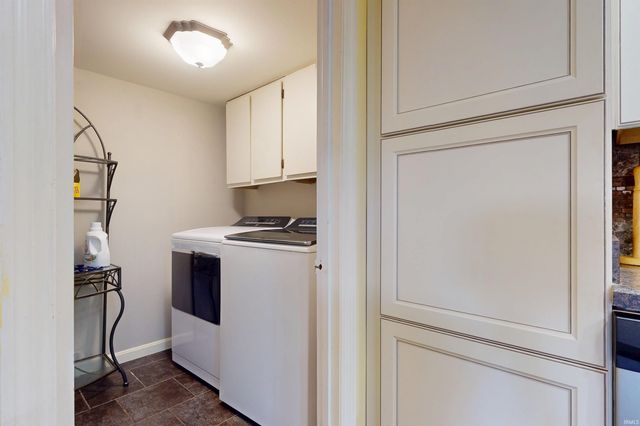 10273 Bourbon Street, Newburgh, IN 47630