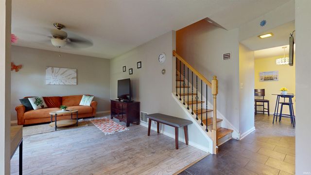 10273 Bourbon Street, Newburgh, IN 47630