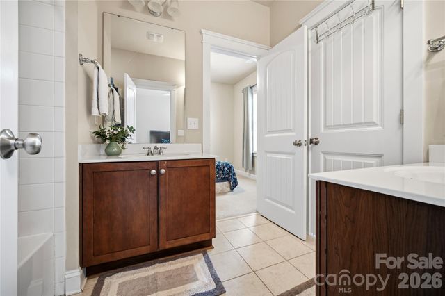 11507 Ardrey Crest Drive, Charlotte, NC 28277