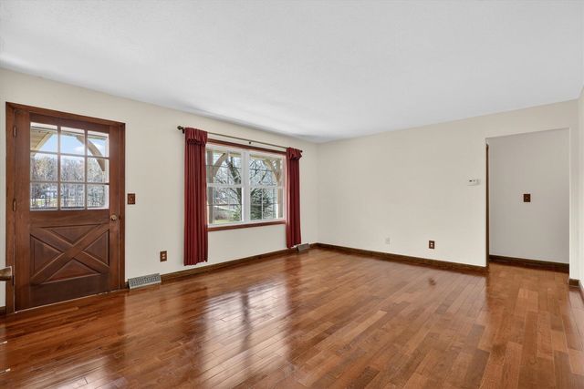 7045 17 Mile Road, Cedar Springs, MI 49319