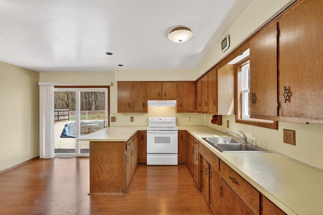 7045 17 Mile Road, Cedar Springs, MI 49319