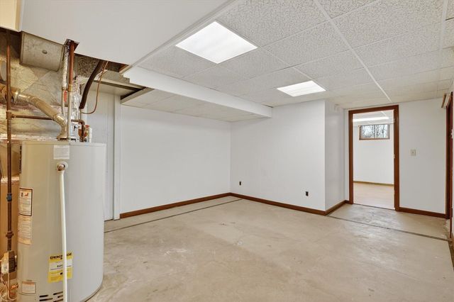 7045 17 Mile Road, Cedar Springs, MI 49319
